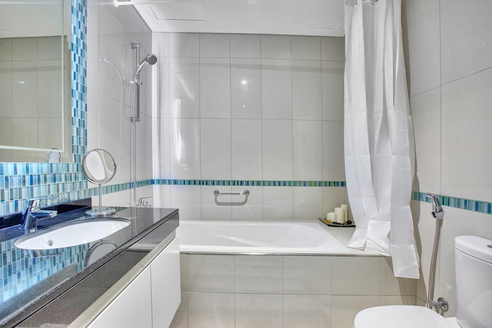 Ultra Modern 1Bd In Damac Heights Marina Apartman Dubaj Kültér fotó